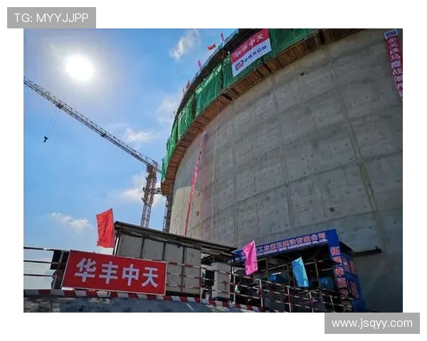 LNG在冠军杯中的速度优势分析与战术探讨 LNG在冠军杯中的速度优势分析与战术探讨