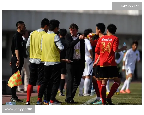 深圳街舞队与上海街舞队比赛复盘深入分析双方的战术与表现经验 深圳街舞队与上海街舞队比赛复盘深入分析双方的战术与表现经验