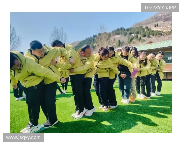 深圳飞盘队在世界攀岩锦标赛中的卓越表现与力量分析 深圳飞盘队在世界攀岩锦标赛中的卓越表现与力量分析