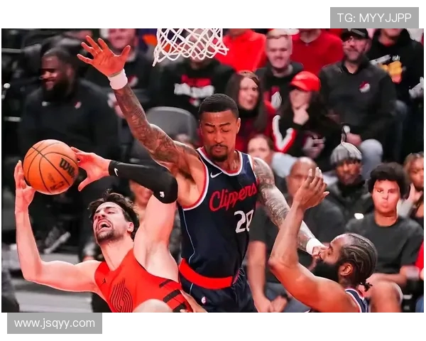 火箭队与黄蜂队激战正酣视频直播带你感受篮球魅力与精彩瞬间