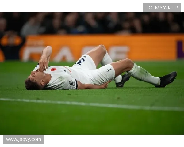 莱斯特城与马德里竞技首回合激战回顾与精彩瞬间分析