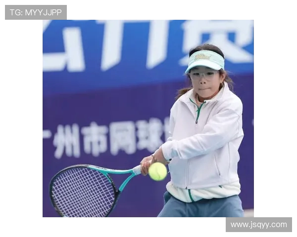 重庆网球队的心理素质揭秘：如何在赛场上保持冷静与专注