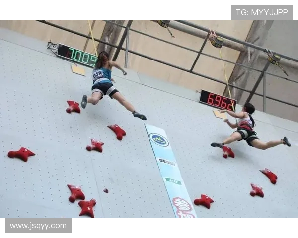 重庆攀岩队在世界滑板锦标赛中的速度表现引发热议与期待 重庆攀岩队在世界滑板锦标赛中的速度表现引发热议与期待