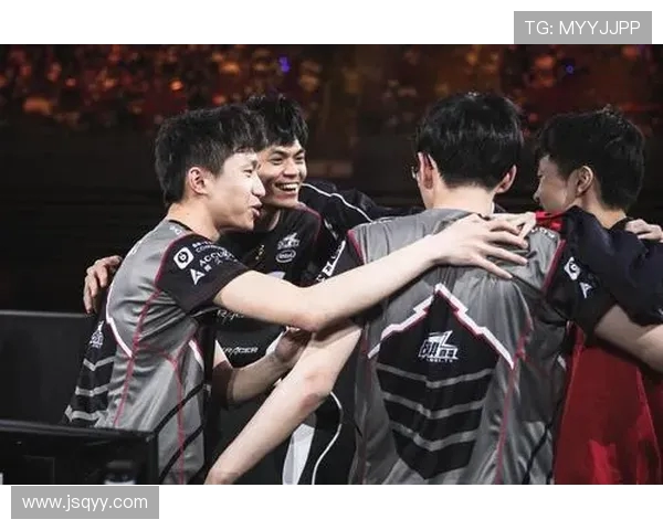 全明星赛分析：RNG展现出卓越的战术灵活性与团队协作能力